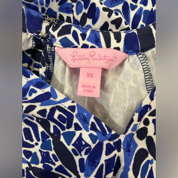 Lilly Pulitzer Bryce Romper in Bright Navy Taverna Tile - Picture 10 of 10
